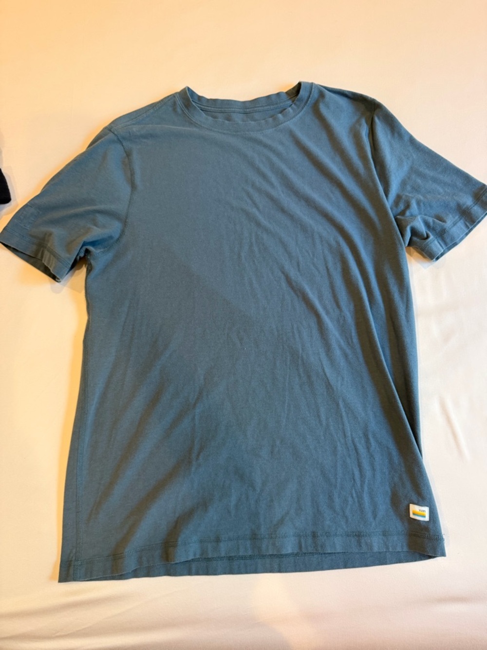Vuori Tuvalu Tee Blue Green Performance Shirt Size M